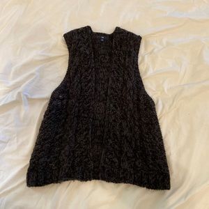 Gap open-front sweater vest